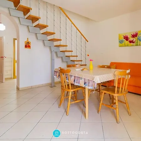 Apartment Square - San Foca